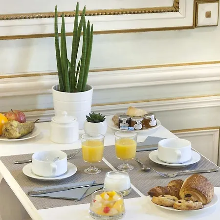 Hotel De France 3*
