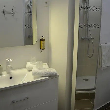 Hotel De France 3*